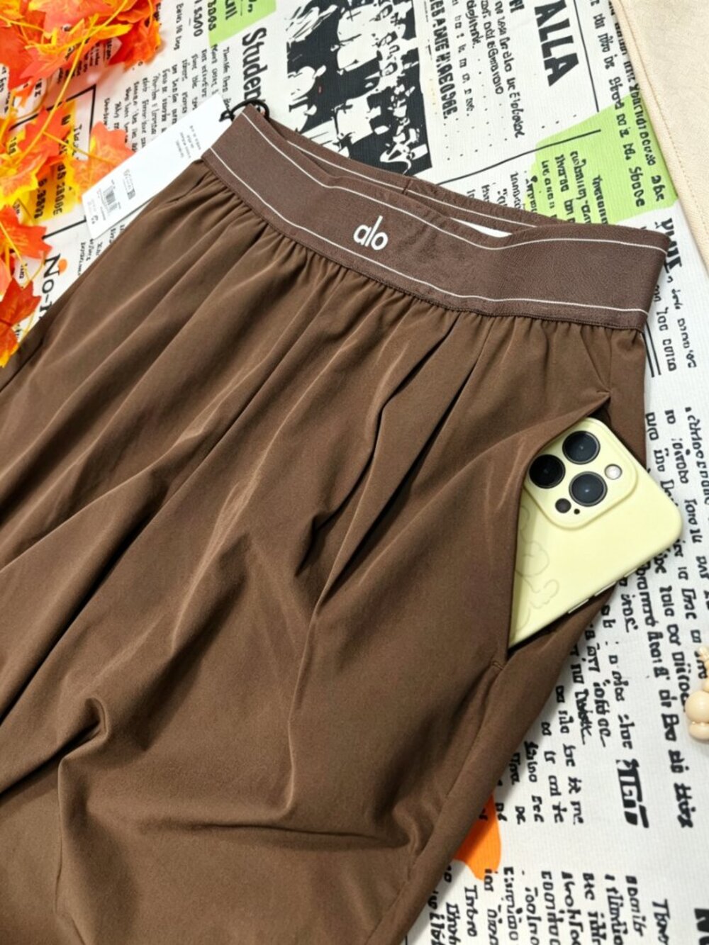 Espresso☕️ALO Yoga Suit Up Trouser NWT Regular 30" Inseam🤎 - Picture 3 of 7